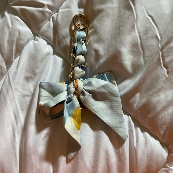 Purse Extender w/Twilly - Picture 2 of 3